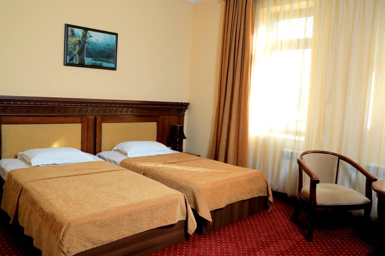 Hotel Diyora Samarkand Bagian luar foto
